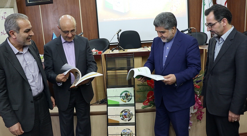 استاندار تهران از سامانه رصد اقتصاد مقاومتی و سند راهبردی رونمایی کرد