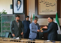 امضای تفاهمنامه همکاری بیمه روستاییان و استانداری تهران