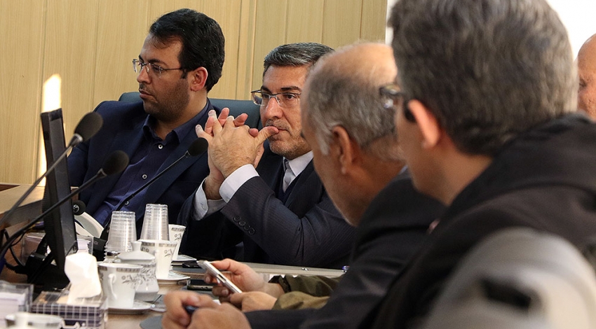 بررسی نمونه های طرح «مالچ زیستی» در پژوهشکده محیط زیست استان تهران