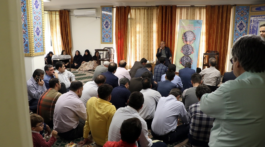 کاروان کمک های سازمان مدیریت تهران برای کمک به سیل زدگان اعزام می شود
