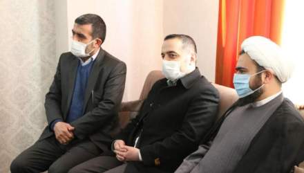 گزارش تصویری: ملاقات مسعود شفیعی با خانواده شهید قدمی در فیروزکوه