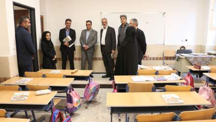 بازدید رئیس سازمان مدیریت و برنامه ریزی از طرح های نوسازی مدارس استان تهران