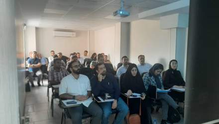 برگزاری دوره آموزشی «آشنائی با ضوابط و مقررات پیمانکاری» ویژه شرکتهای پیمانکار