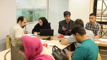 پیگیری درخواست متقاضیان صلاحیت پیمانکاری و مشاوره در میز خدمت نظام فنی و اجرایی  <img src="/images/picture_icon.png" width="16" height="16" border="0" align="top">